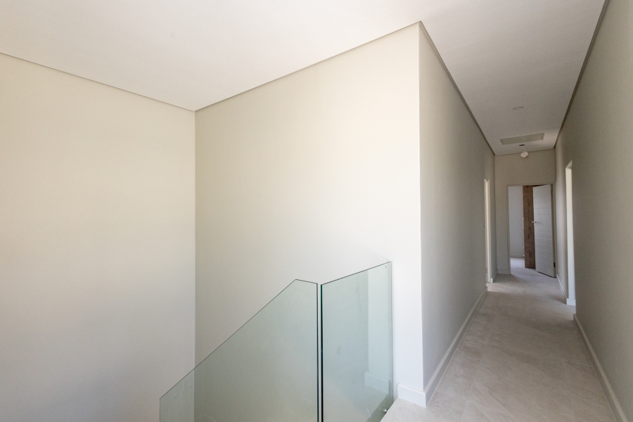 4 Bedroom Property for Sale in Sandown Western Cape